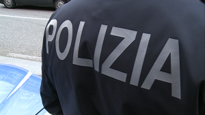 2015_02_19_polizia_como