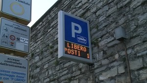 2015_12_08_parcheggi_ como