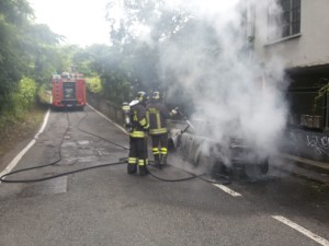 incendio auto