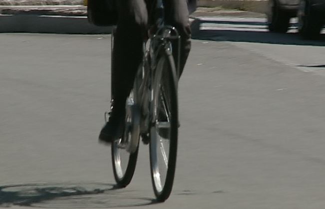 Investita da un’auto, muore ciclista 50enne tra Oltrona e Appiano