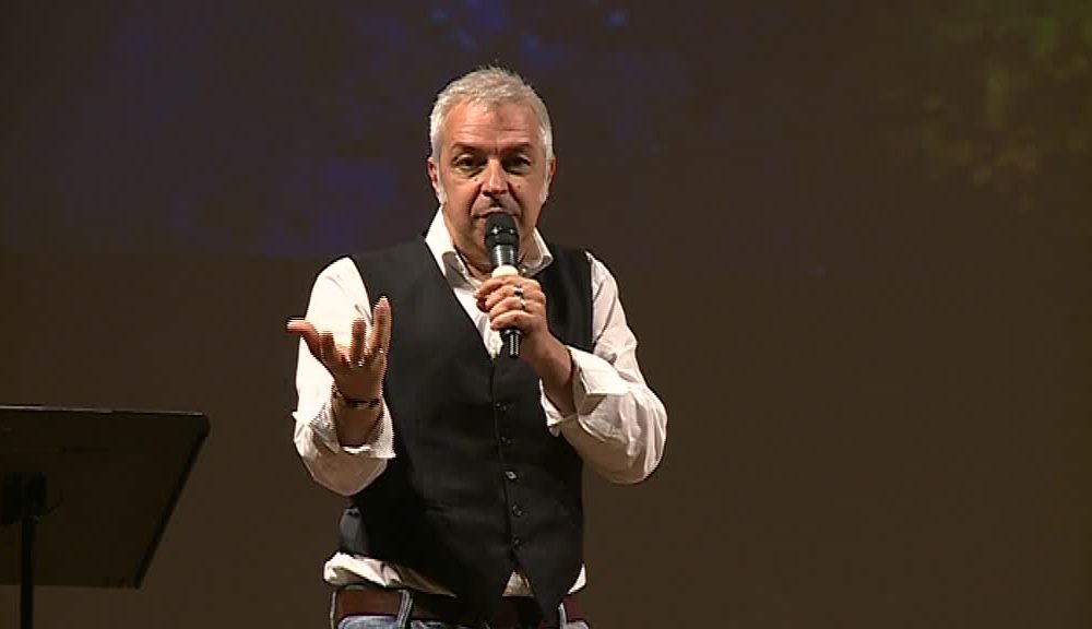 De Sfroos a Lugano il 21 marzo per il “Tùur Teatràal”