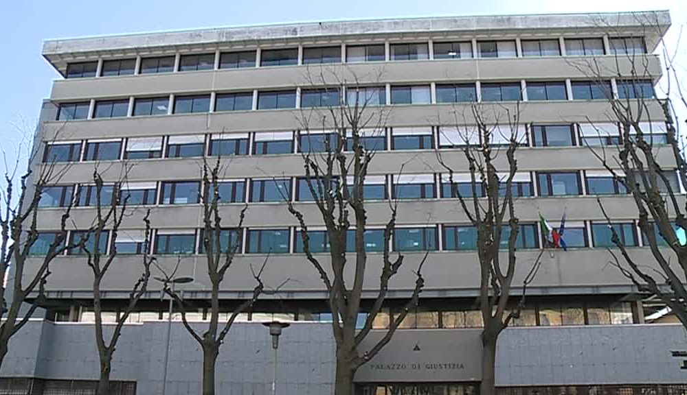 Rissa a Carbonate, cinque ragazzi a processo in Tribunale a Como