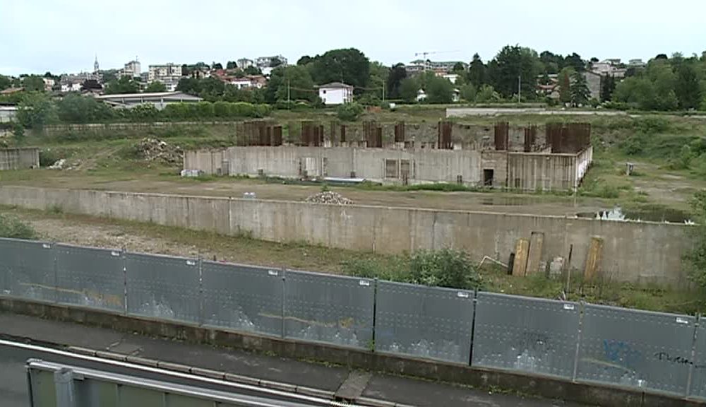 Palababele, l’amministrazione uscente: “Rilancio con un project finacing, rimarrà ad uso sportivo”