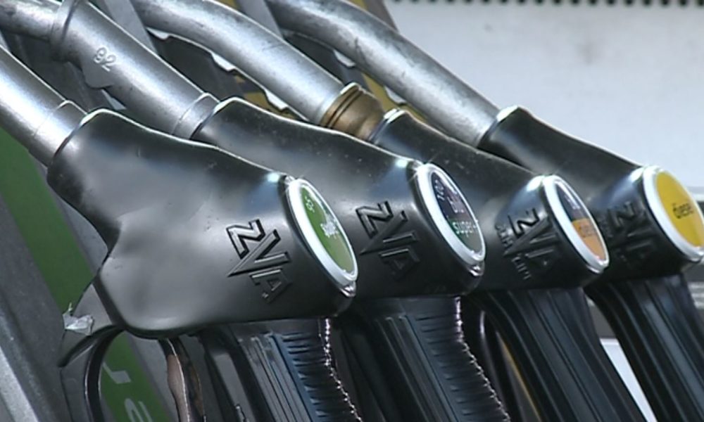 Polemica sul prezzo della benzina, Daniela Maroni replica a Erba: “Nessuna anomalia a Como”