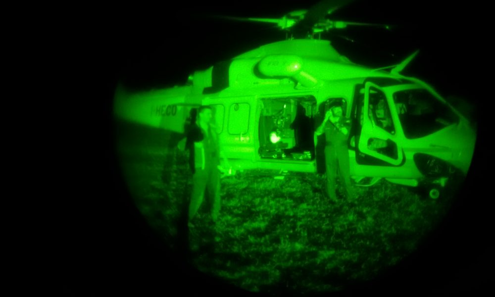 Dieci anni di volo notturno per il 118 di Como, oltre 1300 missioni