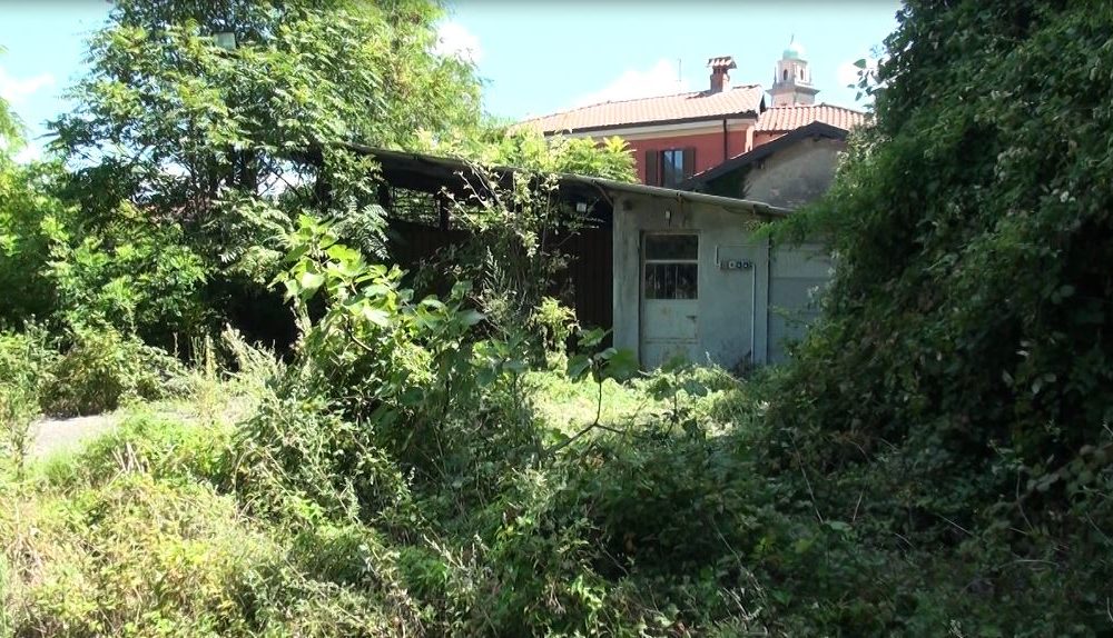 Migranti: i prefabbricati nell’ex area Rizzo di via Regina. Videoreportage in anteprima Etv