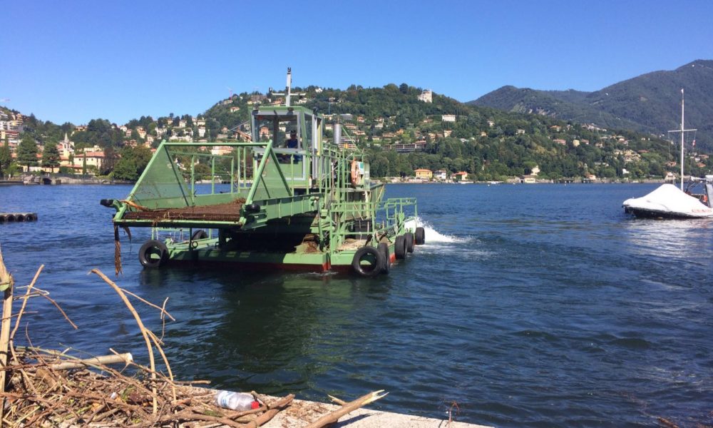 Detriti nel lago dopo la pioggia: nuova (antica, infinita) polemica sulla pulizia