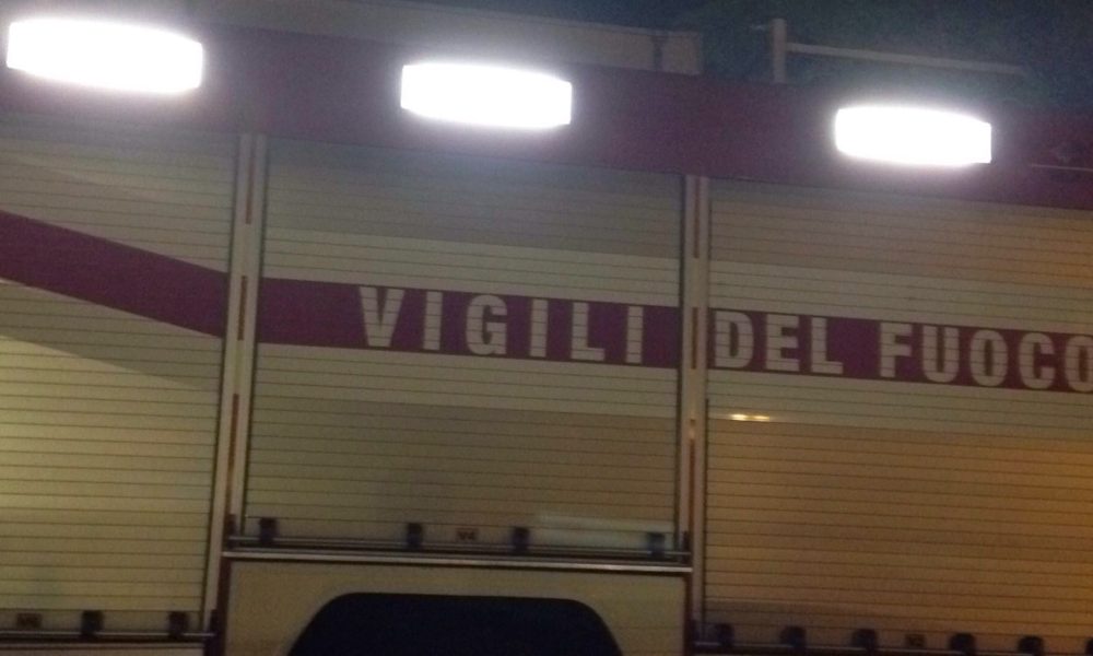 Albiolo, esplode la bombola nella notte. Donna in gravi condizioni al Niguarda