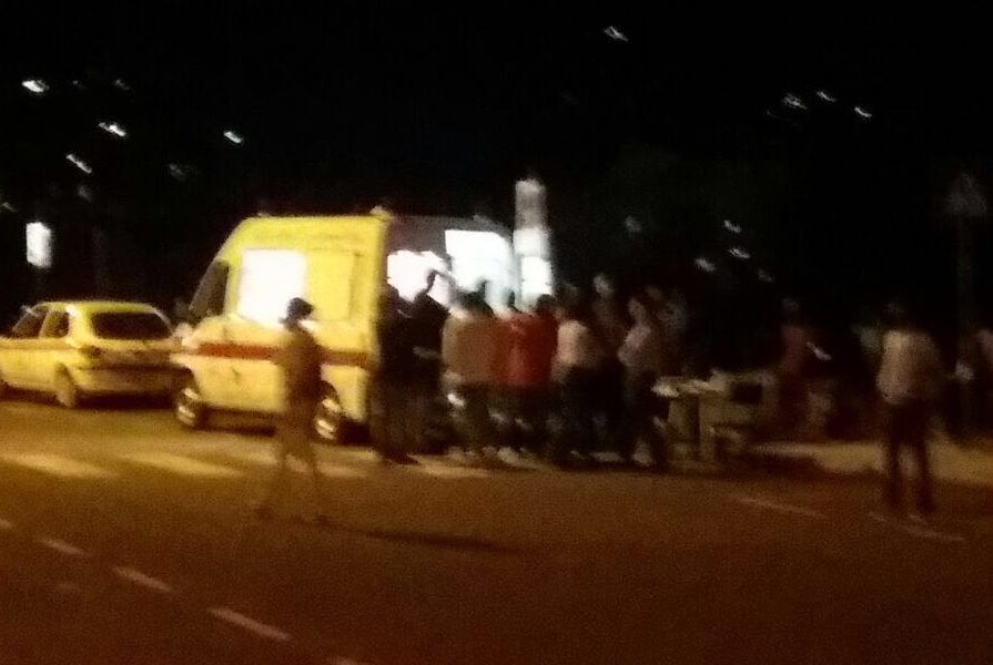 Mensa di via Volta, tensione: due migranti vengono alle mani. Chiamata l’ambulanza