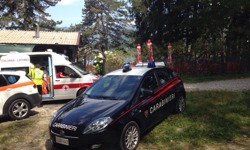 Montorfano: va a nuotare nel lago, colto da malore, 72enne gravissimo al Sant’Anna