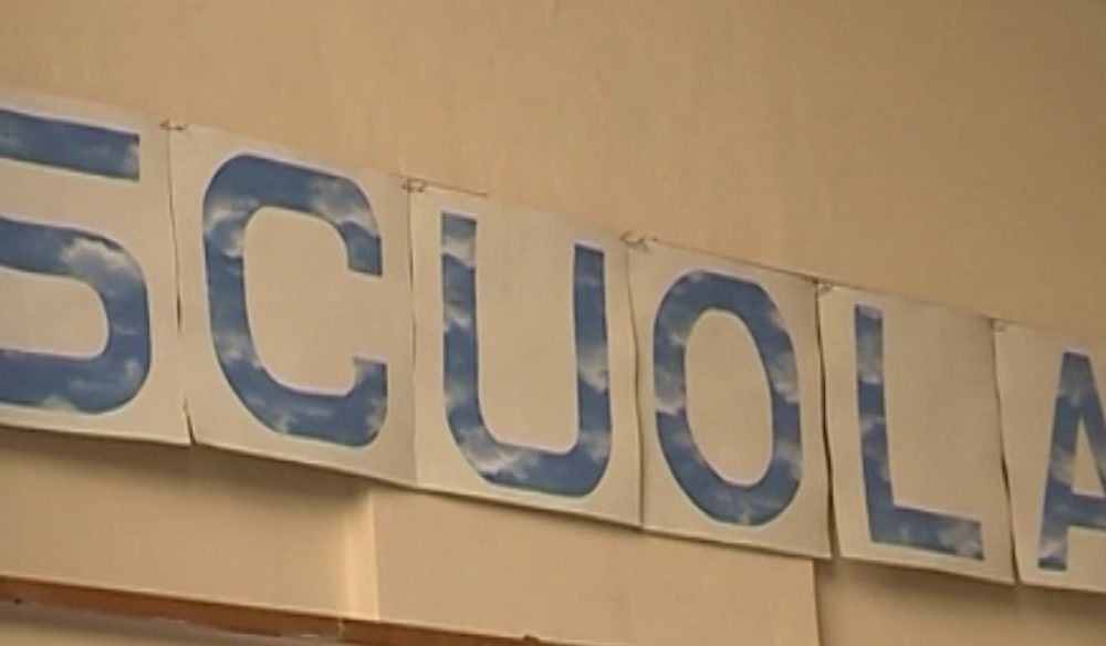 Scuola, iscrizioni (rigorosamente) online. Da oggi è possibile avviare l’iter