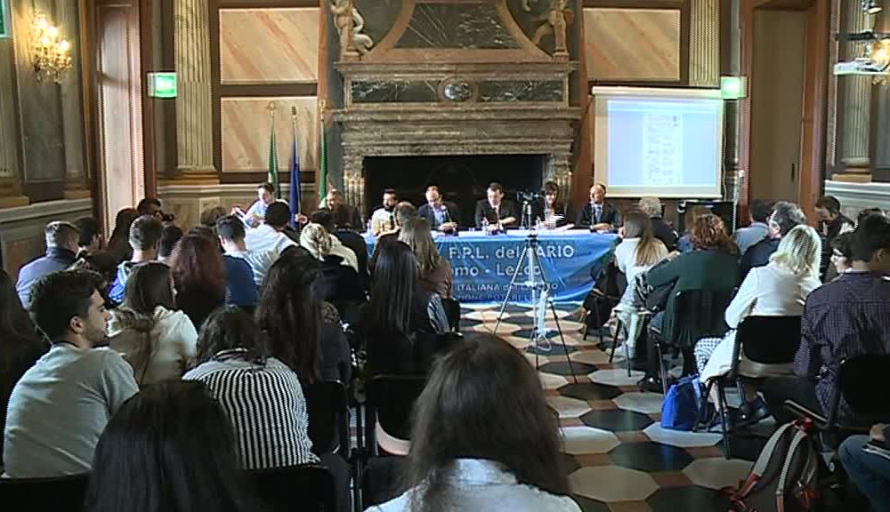 Referendum costituzionale, le ragioni del sì e quelle del no spiegate agli studenti