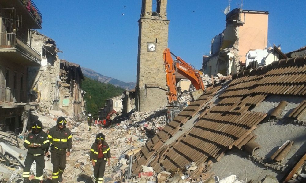 “Il lago abbraccia Amatrice”: a Menaggio una tavola da 700 metri per i terremotati