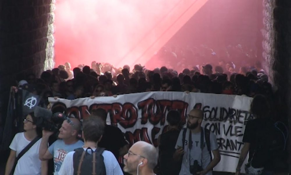 Corteo no-border a Chiasso, tre arrestati: due sono comaschi