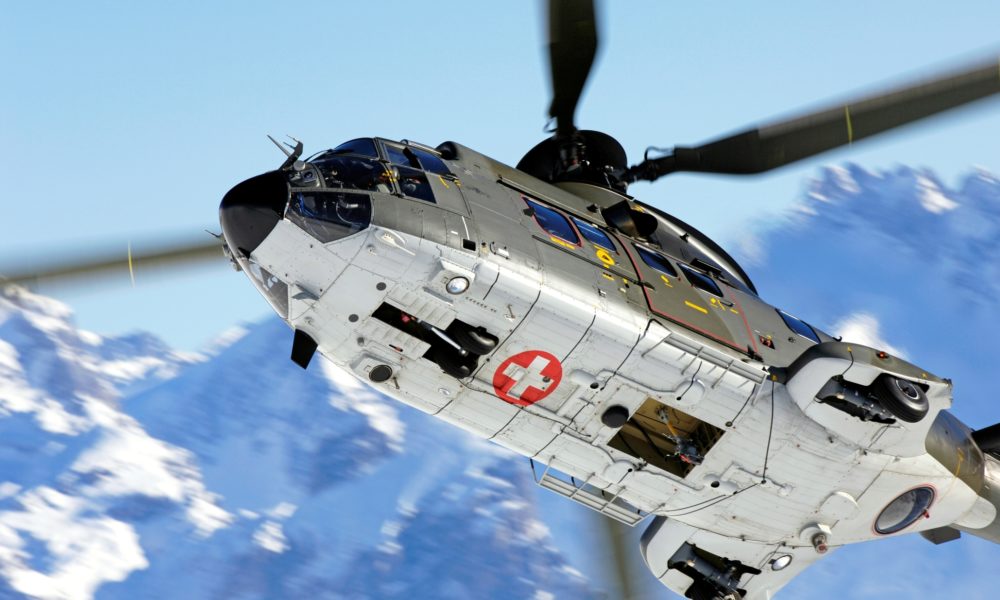 Precipita un elicottero sul Gottardo, morti i due piloti. Canturini i primi a intervenire