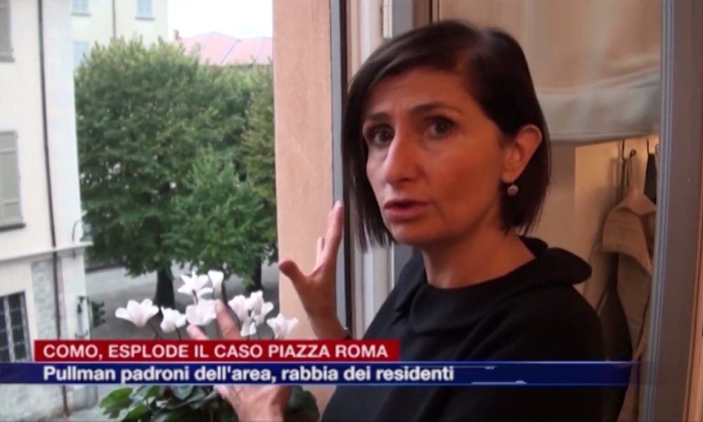 VIDEO Mariachiara e la finestra sui pullman: “L’assessore Gerosa venga qui”