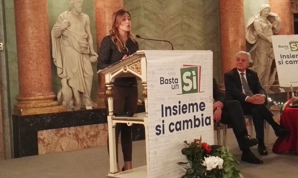 Referendum, Boschi a Como: “Un Sì contro il nulla di D’Alema, De Mita e Berlusconi”