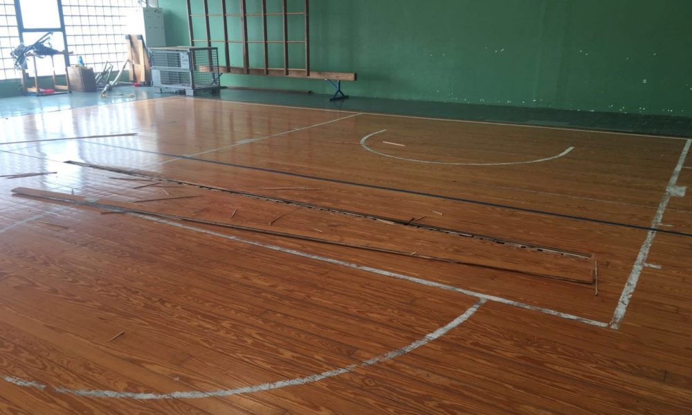 Como, degrado nelle scuole: avvocato lancia maxi-petizione online. “Il Comune intervenga”