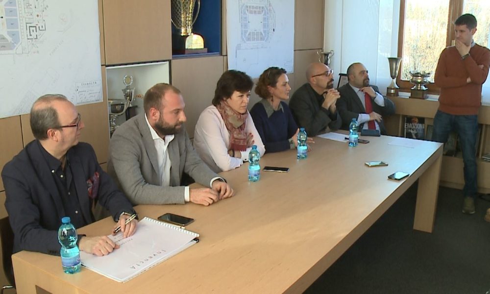 Pallacanestro Cantù, nuovo Pianella: questione parcheggi in via di chiusura. Cantiere prima dell’estate