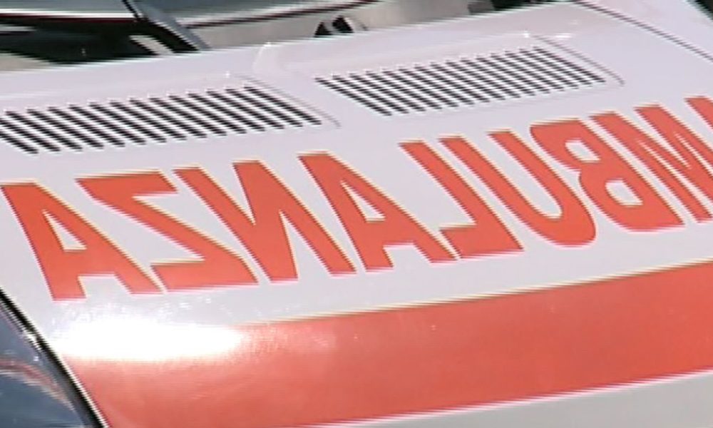 Incidente a Merone nella notte, un’auto si ribalta. Ferita ventenne