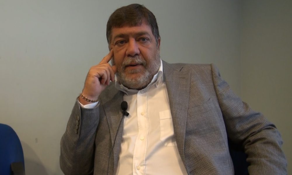 Elezioni, clamoroso Frangi: “Candidati poco autorevoli, il Pd fermi le primarie”. Spunta Tarpini