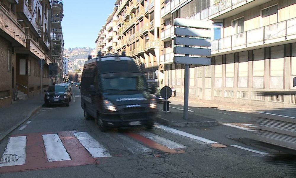 Como, donna di 74 anni investita in viale Masia