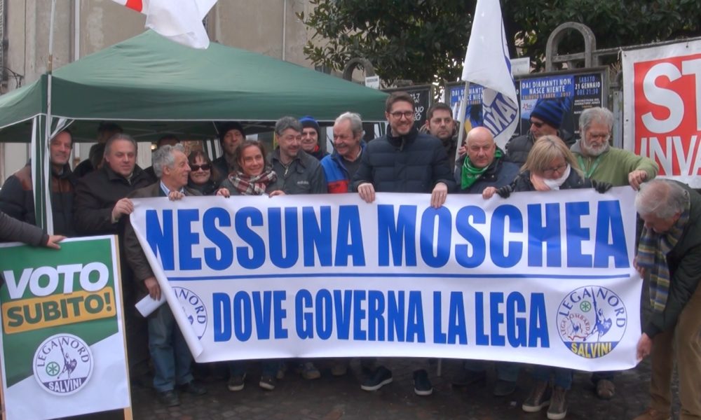 VIDEO Lega Nord ancora in via Pino: “Il centro islamico va chiuso”