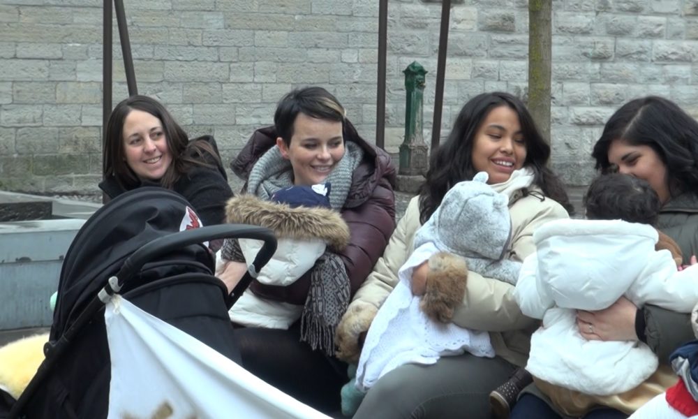 VIDEO #ovunquelodesideri: flash mob delle mamme per l’allattamento in pubblico