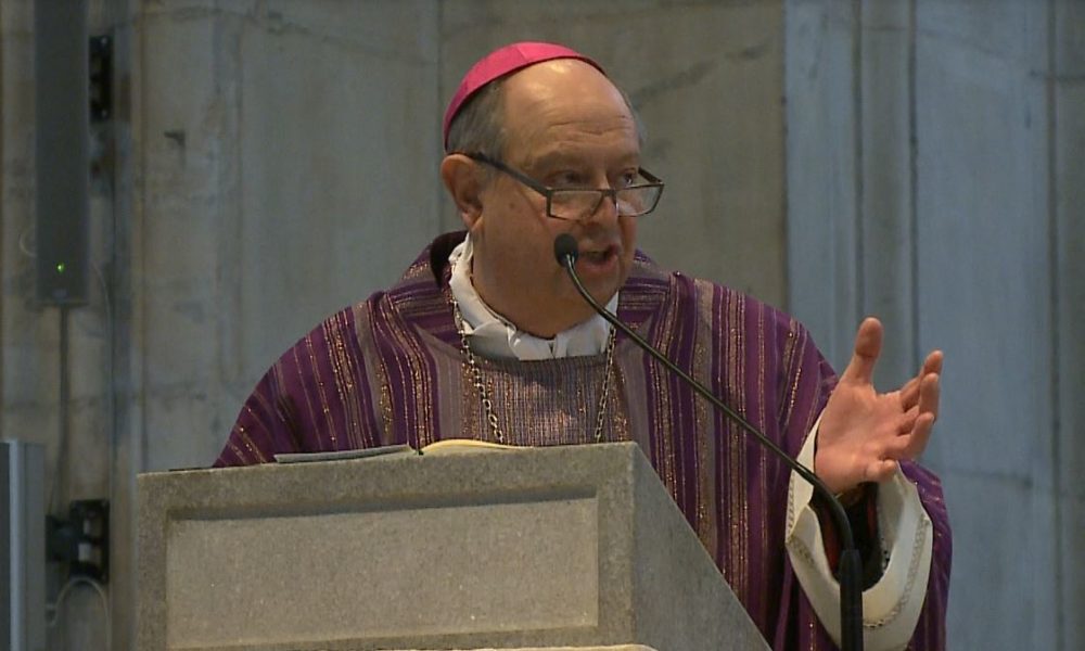 Ca’ d’Industria compie 200 anni, il vescovo agli anziani: “Siete una risorsa preziosa”