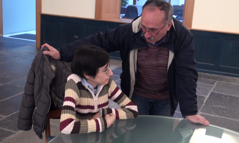 VIDEO Quasi due mesi di ritardo per un esame a causa del pacemaker, l’odissea di una famiglia comasca