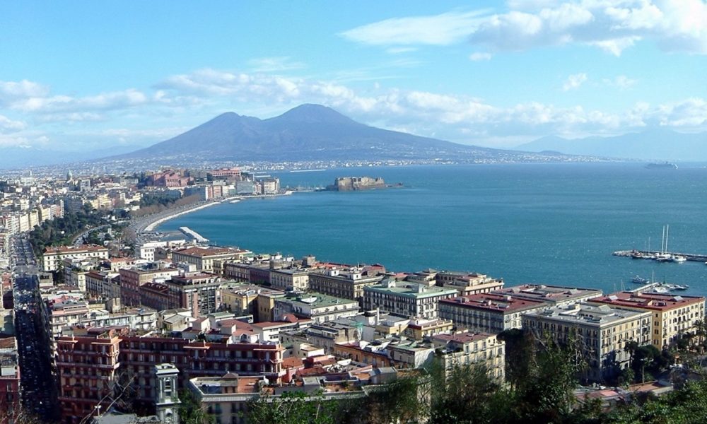 Bizzozero tenta di ricucire lo strappo: “Cara Napoli, ti scrivo. Scusa”