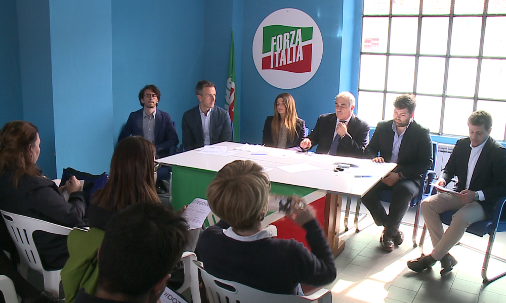 VIDEO Elezioni, Forza Italia scommette sui giovani che propongono sconti e premi rivolti agli under 30