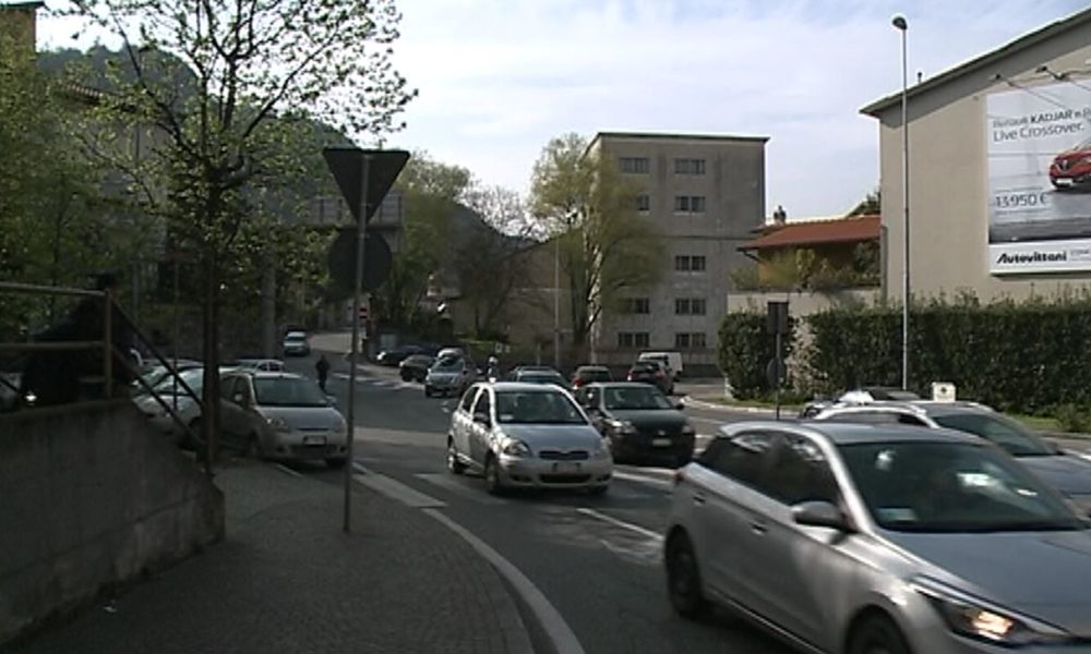 Como, droga in piazza San Rocco, ventenne arrestato dalla polizia