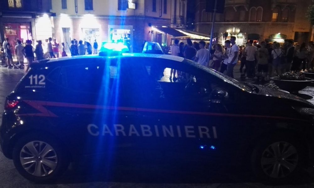 ‘Ndrangheta, Cantù violenta: calci in faccia e pestaggi in piazza Garibaldi, tre arresti
