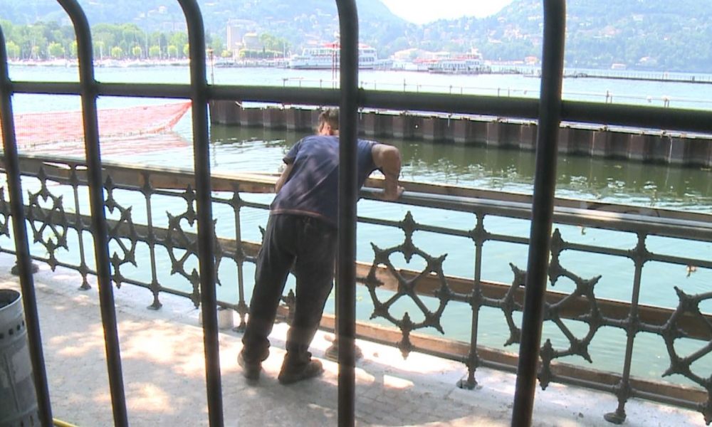 VIDEO Nostalgia canaglia: torna lo storico parapetto sul lungolago. Riapertura tra una settimana
