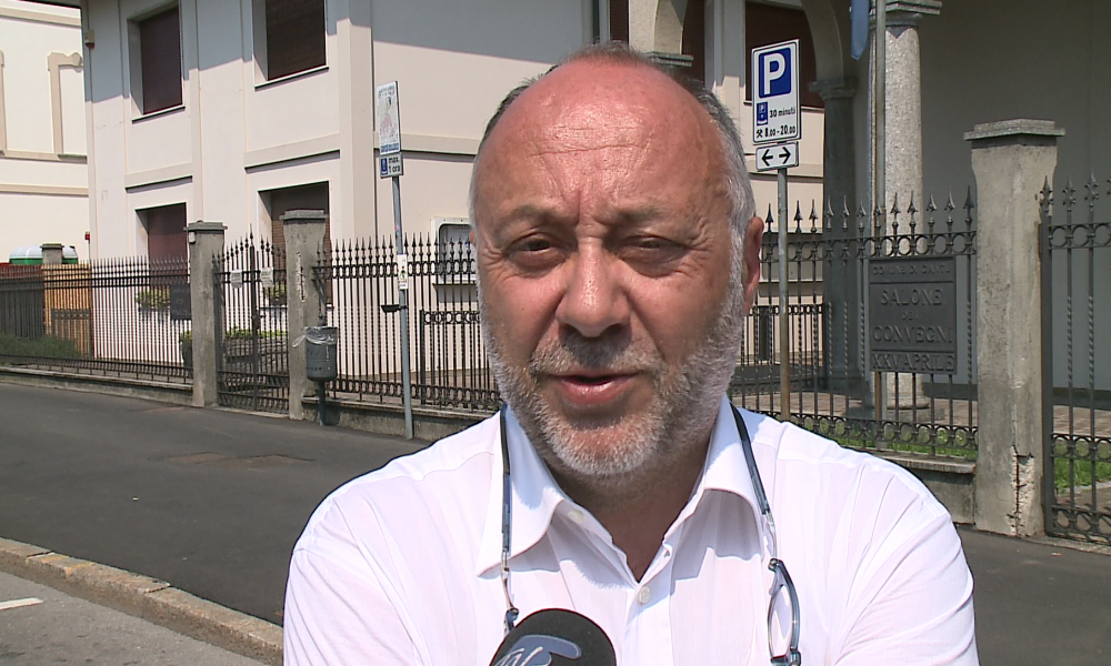 Cantù – Arosio incompatibile. I partiti schierano i professionisti: “Serve una via d’uscita”