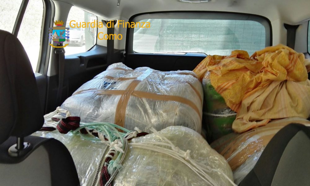 Droga dall’Albania, sgominata banda di spacciatori. Sequestrata pistola dell’Armata Rossa