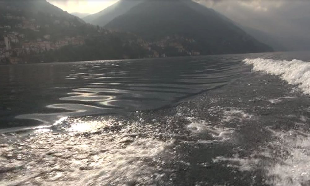 Motore in avaria, battello diretto a Bellagio si ferma per un’ora