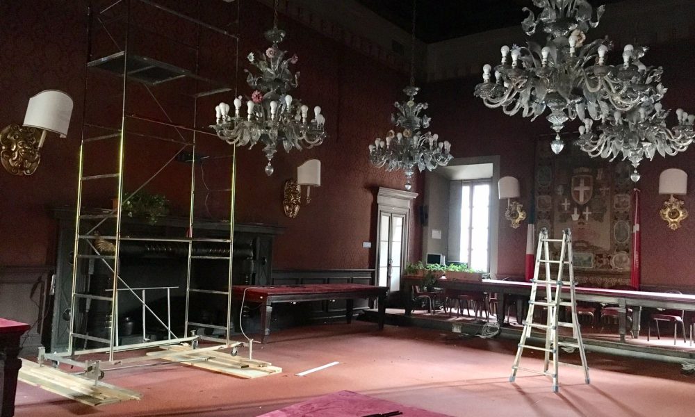 Sale chiuse, viadotti dimezzati, edifici fatiscenti: la “Como comunale” che va a pezzi