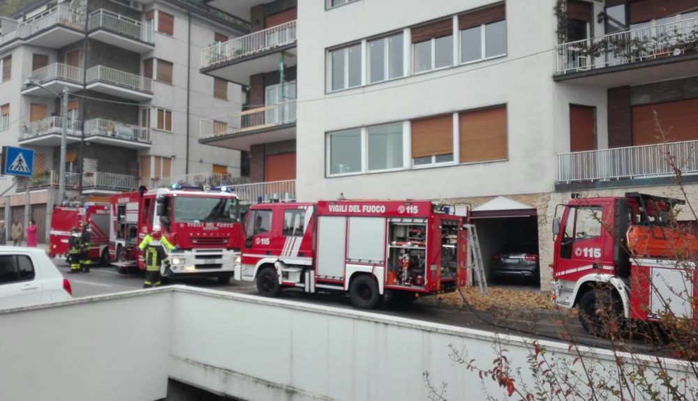 Il drammatico rogo di via per San Fermo, nessuna autopsia, inchiesta verso la chiusura