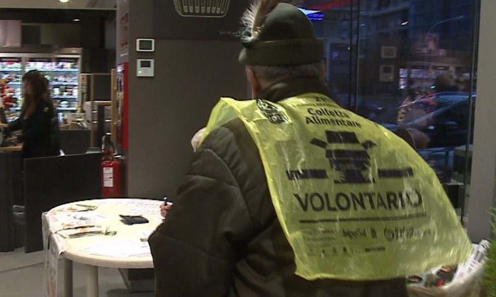 Colletta alimentare: in un giorno sul Lario raccolte 155 tonnellate di alimenti