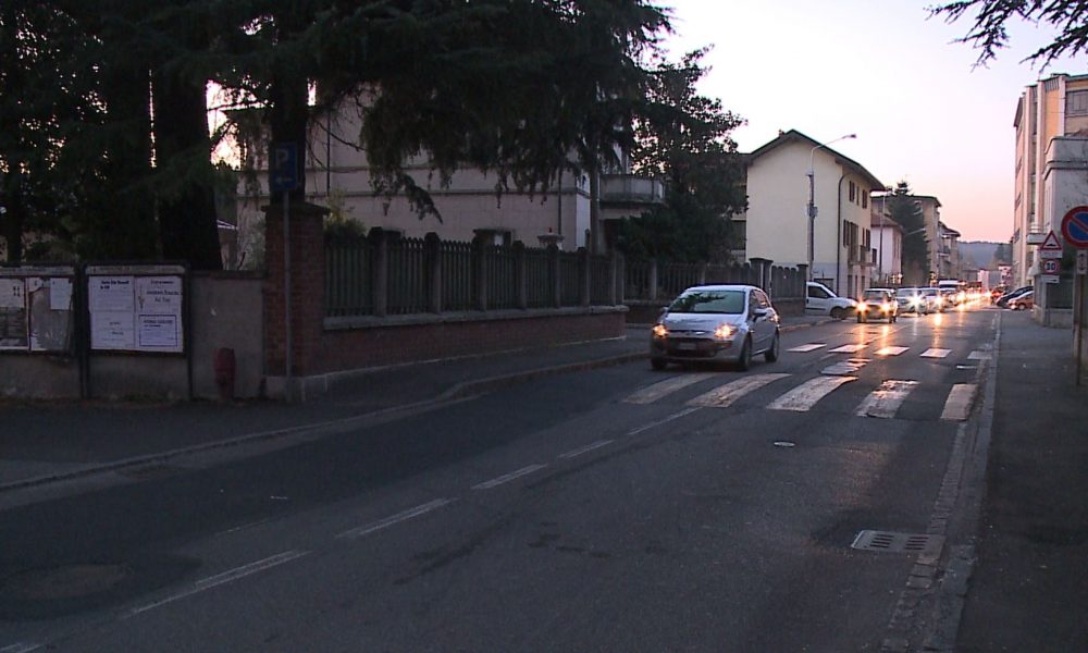 Incidente in via Toti a Carugo, resta ricoverata in Rianimazione l’82enne ferita