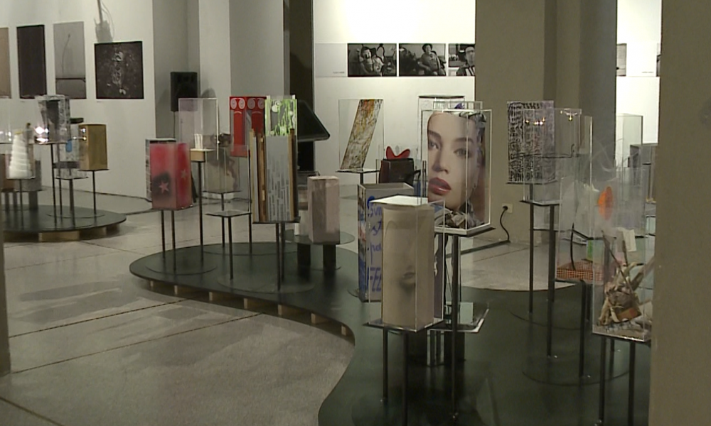 A San Pietro in Atrio arriva la mostra “Vasi comunicanti”