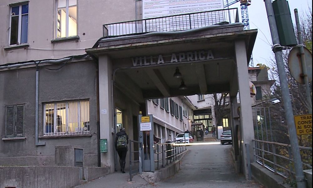 Carenza di parcheggi intorno a Villa Aprica, i dipendenti esasperati chiedono aiuto al sindaco