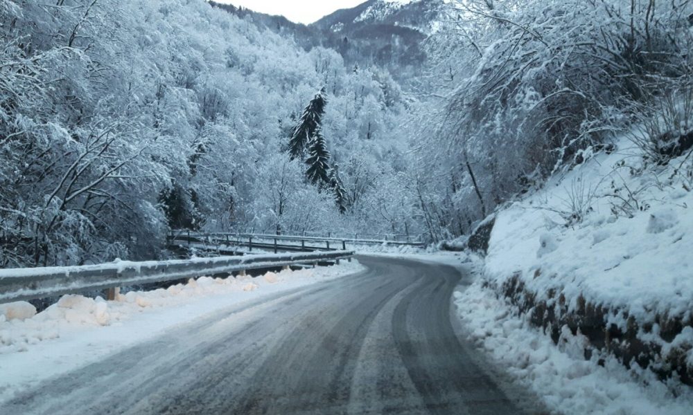 In provincia di Como torna la neve, temperature rigide. È allerta ghiaccio