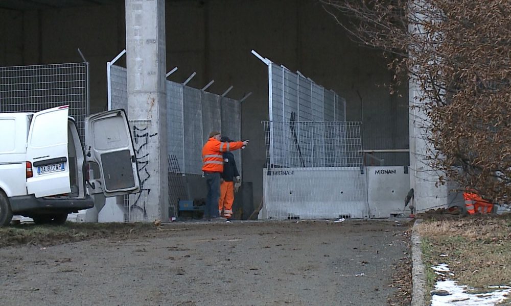 Recinzioni all’autosilo Valmulini, installazione di new jersey e poi la bonifica dell’area