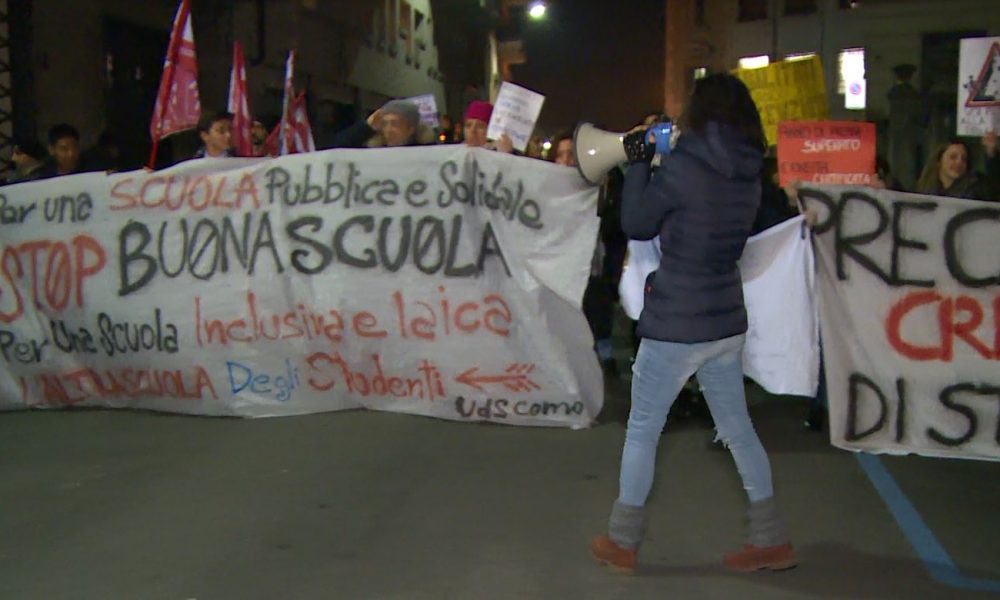 Diplomati magistrali esclusi dalle graduatorie. La protesta rivolta al ministro Fedeli