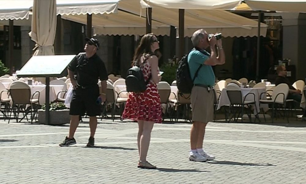 Bit, il Lario dentro lo stand della Regione. Le reazioni: “Il Lago di Como meriterebbe uno spazio tutto suo”