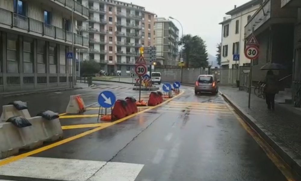 Attraversamento pericoloso di viale Masia: il Comune di Como restringe la carreggiata