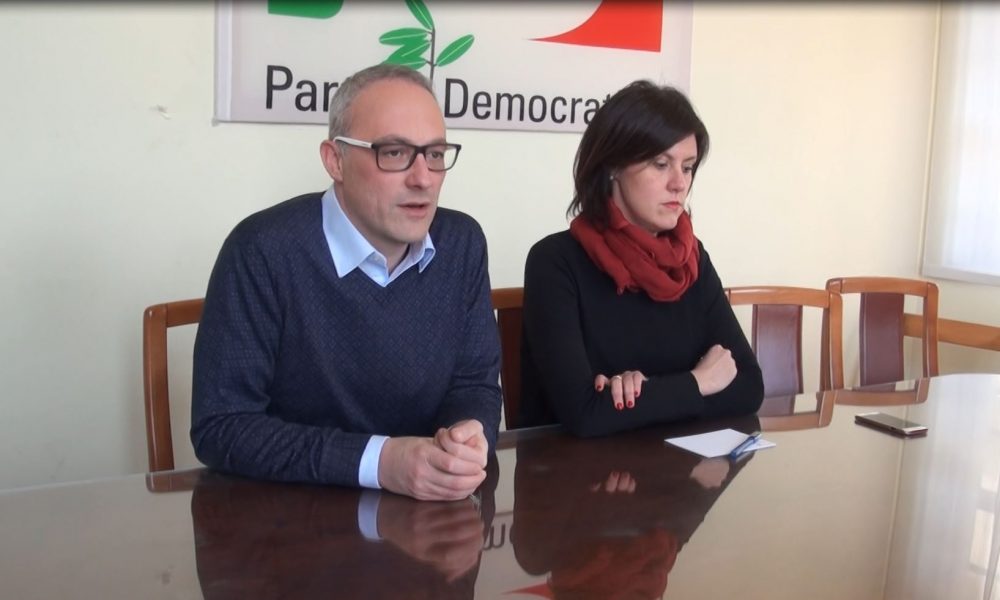 La querelle tra Salvini e don Alberto divide sui social. Solidarietà al sacerdote dal Pd